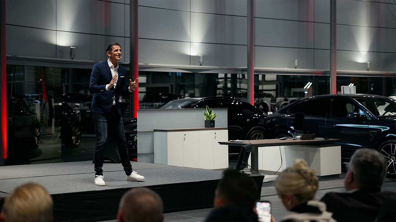 Deniz Aytekin Porsche Zentrum Bayreuth